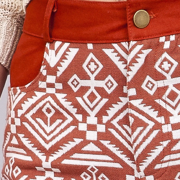 🔹Last Pair🔹Aztec Print High Waist Shorts - Picture 3 of 3