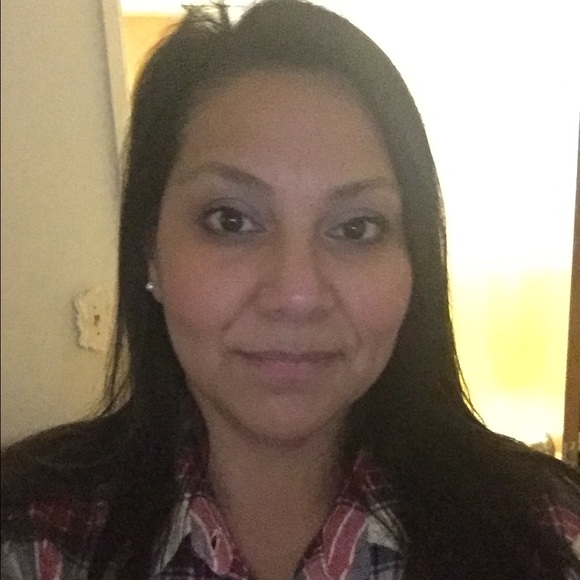 Meet your Posher, Victoria