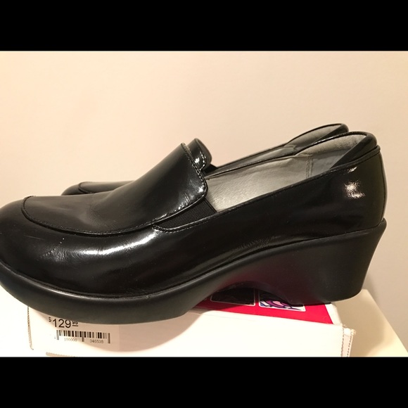 Algeria Black shoes