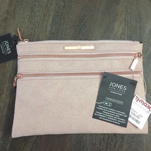 🎀 Blush Pink Clutch Purse WITH charging pouch!