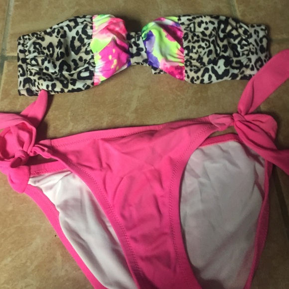 Victoria secret duo