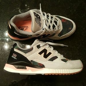 New Balance 530 floral ink 7.5