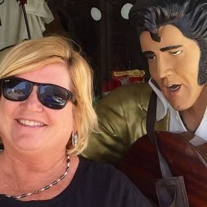 Meet your Posher, Marti