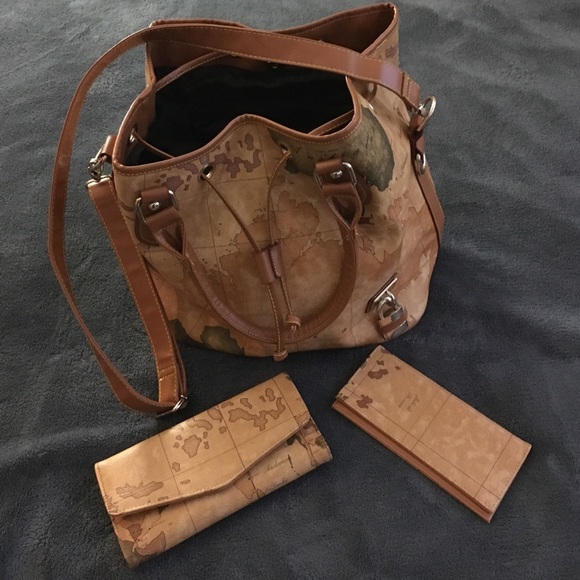 B.Angel bag and wallet