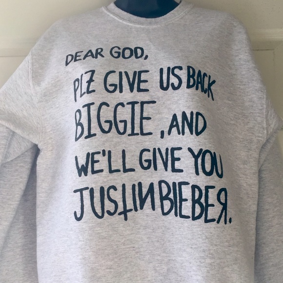 Urban Outfitters Sweatshirt - Picture 2 of 4