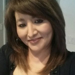 Meet your Posher, Raquel