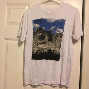 Hot Topic Cat Mt. Rushmore Tee