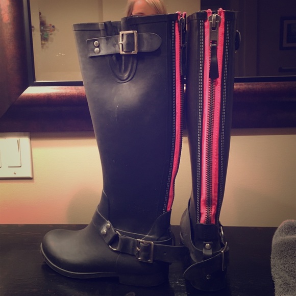 Nordstrom-Matte black rubber rain boots