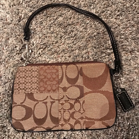 Wristlet
