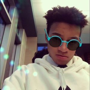 Meet your Posher, Jackson