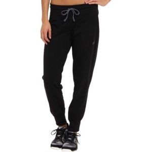 Adidas Boyfriend Joggers 🏃