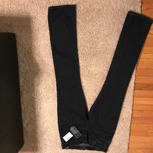 NWT Lucky brand jeans.