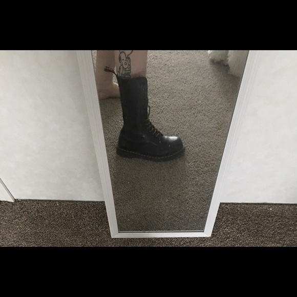 SOLD!! - Picture 4 of 4