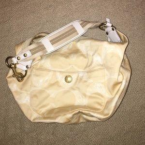 Medium sized Coach purse