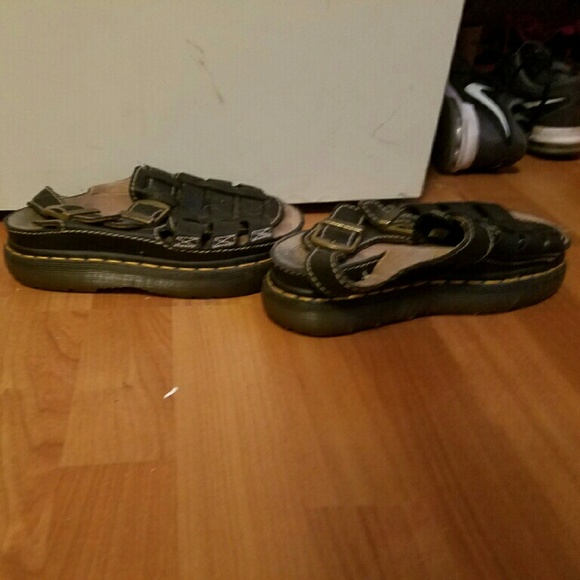 dr martens fisherman sandals womens