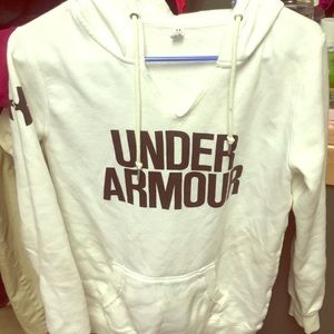 Cozy underarmour sweatshirt