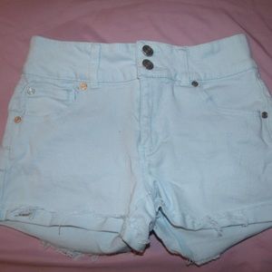 High Wasted Light Wash Denim Shorts!!!!