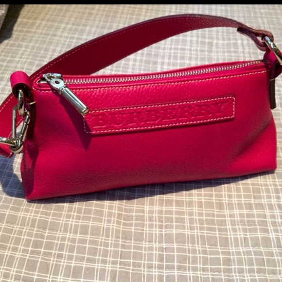 Burberry Authentic Magenta handbag