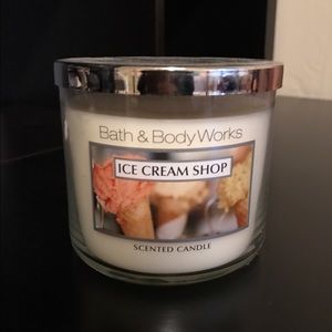 Bath and Body Works Ice Cream Shop 3-Wick Candle