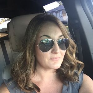 Meet your Posher, Vicky