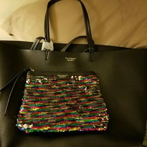 Large Victoria secert totes with smaller tote NWT