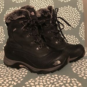 Women's North Face Snow Boots