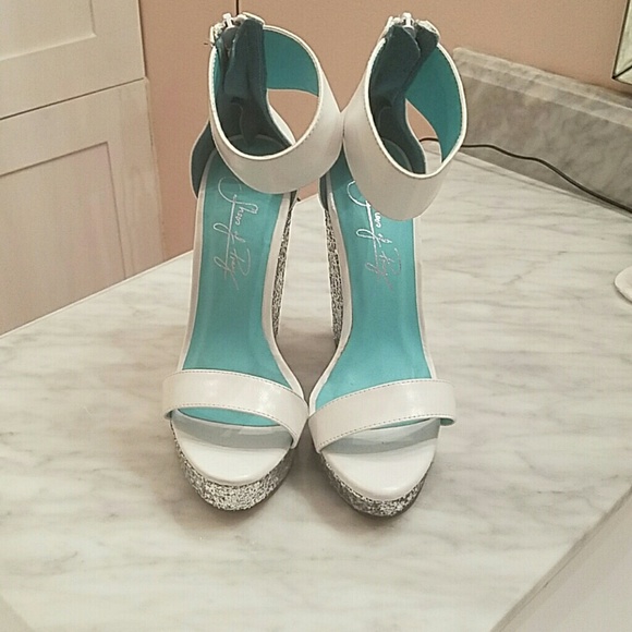 Glitter wedge heels size 4.5 - Picture 2 of 4