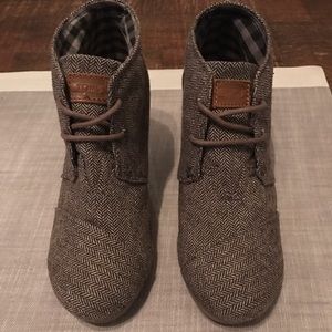TOMS Wedge Tweed Booties