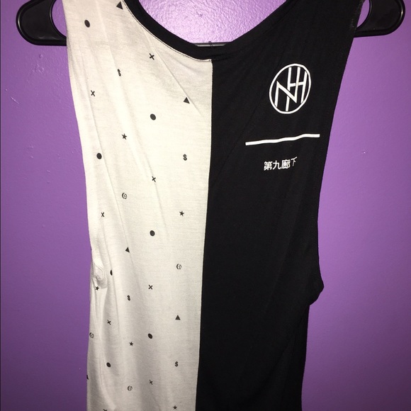 Muscle Tee/Tank - Picture 2 of 2