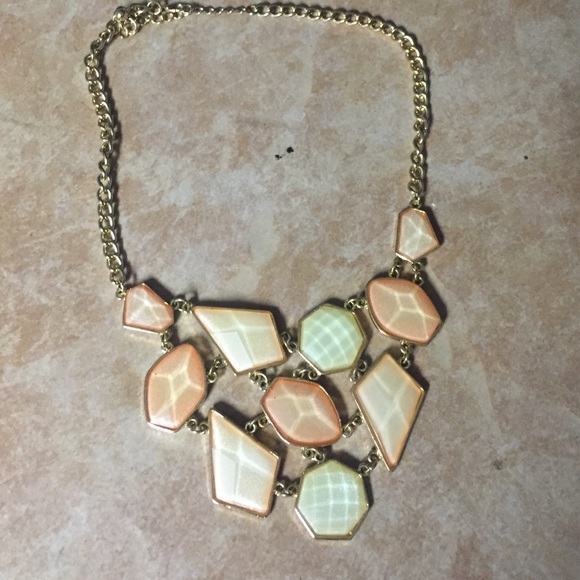 Pretty necklace bought from buckle