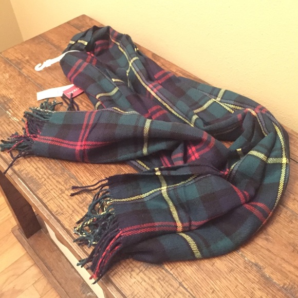 Sale!!! NWT scarf