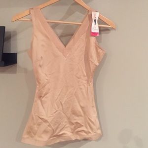 NWT SPANX V-neck cami. Nude size medium