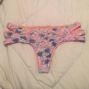 O'Neill hipster cheeky bathing suit bottom