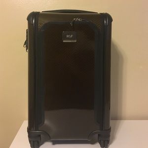 Tumi Tegra-Lite Max (International carry on)