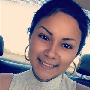 Meet your Posher, Diana