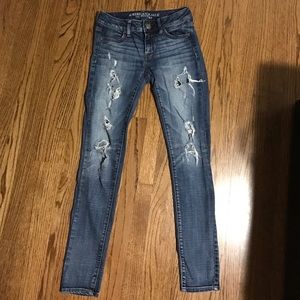 CUTE distressed jeans❤