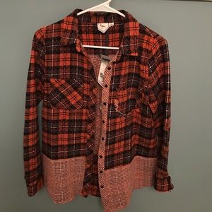 Mainstream Boutique White Crow women's XS flannel