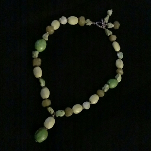 NWT Semi-precious Jade Gemstone necklace