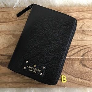 🔻SALE🔻NWT!! Kate Spade Wellesley Planner (2)