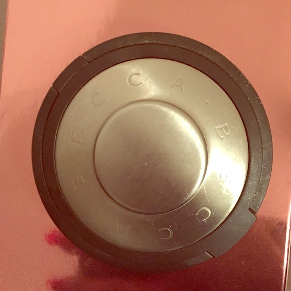 Becca shimmering skin perfector OPAL