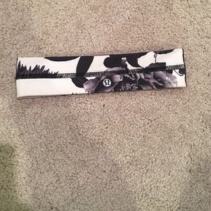 Lululemon headband