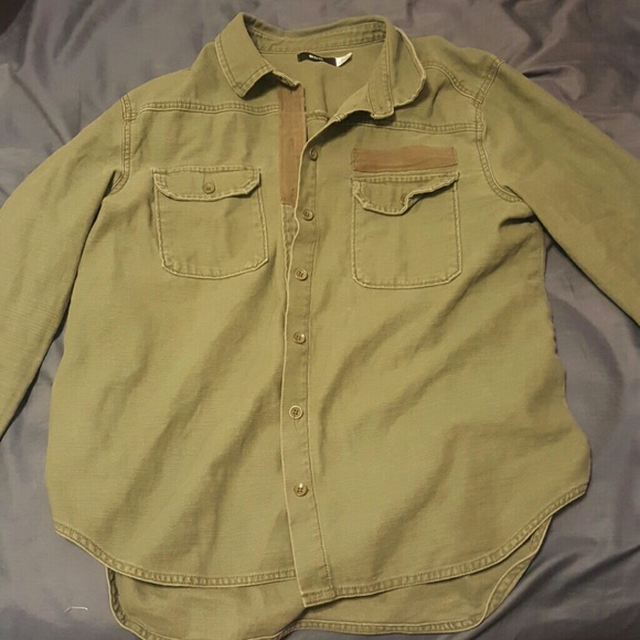 MAKE AN OFFER BDG Military Inspired Button Shirt - Picture 1 of 4