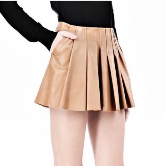 Alexander Wang Pleated Leather Skirt NWT - Picture 3 of 4