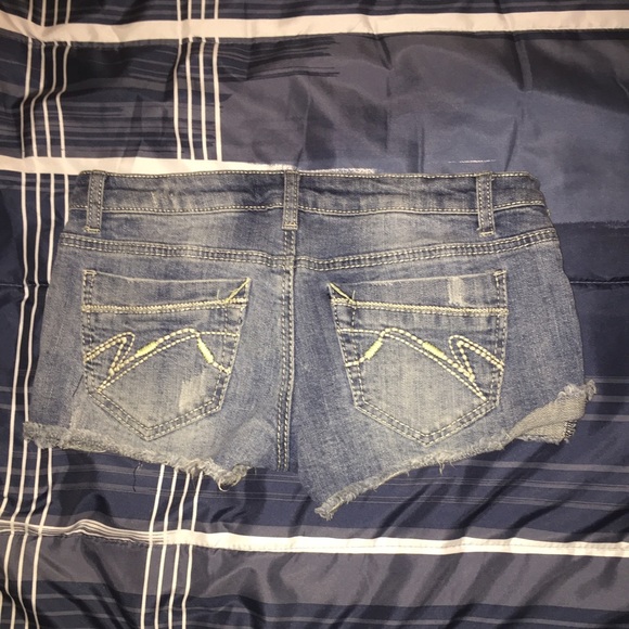 Shorts - Picture 2 of 2
