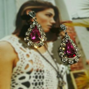 1950's Swooning Crown Crystal Fuschia Earrings