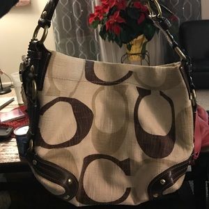 Authentic COACH👜Signature handbag