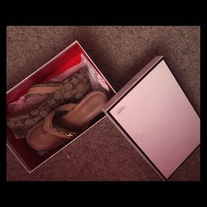 Women's size 8 Coach thong wedges