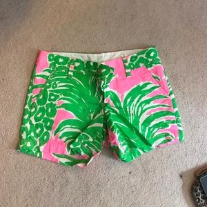 *REDUCED* Lilly Pulitzer pineapple Callahan Short