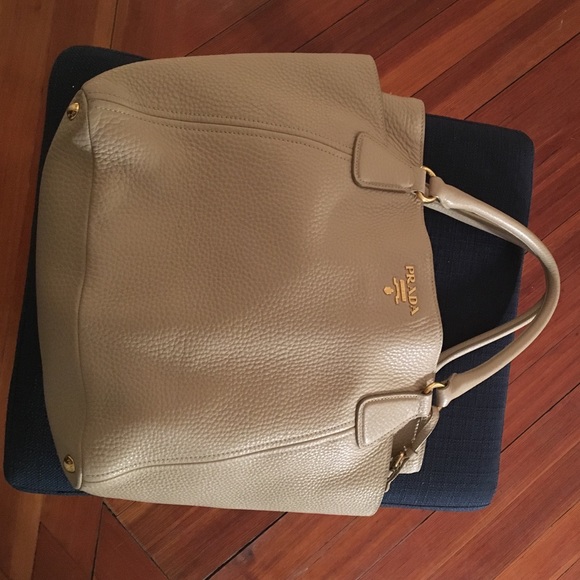 Prada Handbags - Beautiful tan bag purchased at Prada in Florence