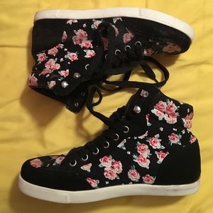 High top sneakers